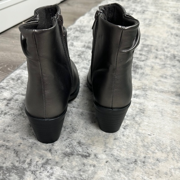 Black Ankle Boots & Booties - Picture 3 of 5